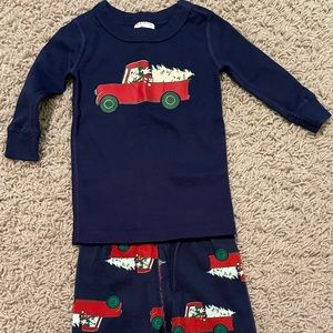 Hanna Andersson Mickey Mouse Pajamas NWT Christmas